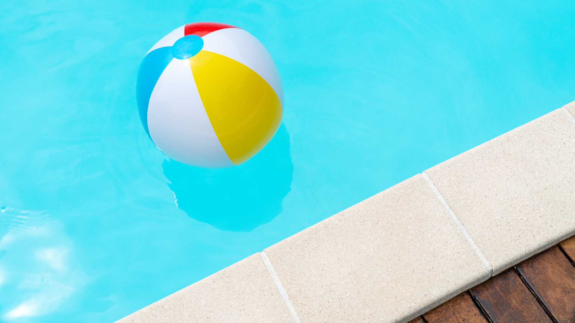Algunos datos que debes saber sobre las piscinas de poliéster